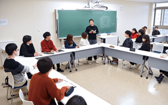 ゼミでの深い学びが大変大事です!