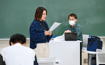 ゼミでは社会人としてのマナーも学びます！