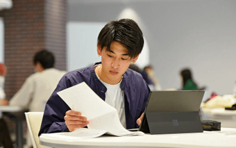 授業の合間もレポート作成などに活用しています!