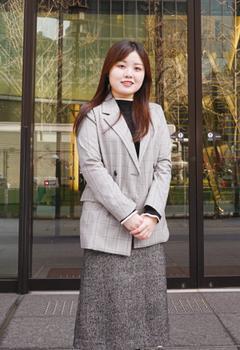 2019年度 商学部 商学科卒業（熊本県 熊本商業高等学校出身）甲斐 麻希さん