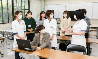 医療機関の課題解決策を提案